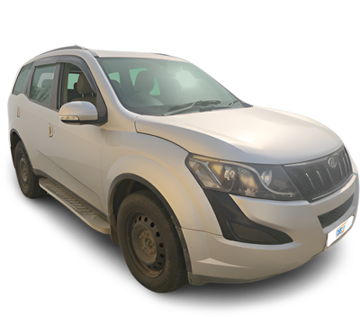 Mahindra XUV500-img